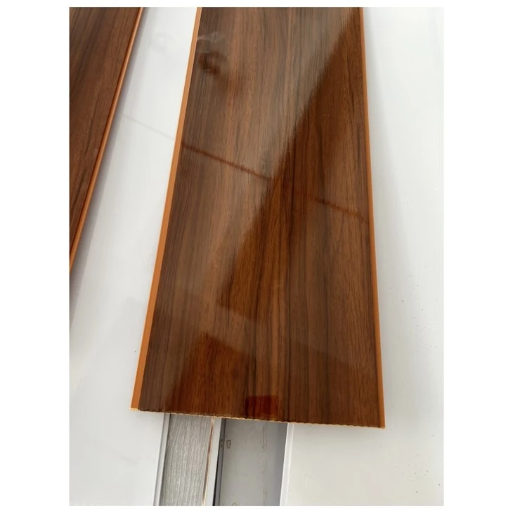 Hot Seller buigbaar, schimmelbestendig PVC-plafondpaneel