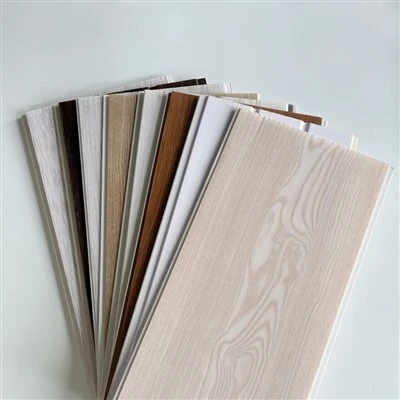 False PVC -plafondpaneel